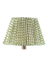 Load image into Gallery viewer, Fermoie 16" Round Lampshade