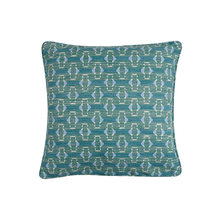 Load image into Gallery viewer, Fermoie Large Square Pillows 21.5"