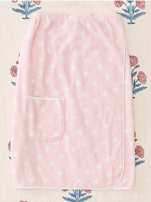 Weezie Towel Wrap in Tossed Pink Hearts