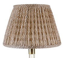 Load image into Gallery viewer, Fermoie 18" Round Lampshade