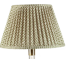 Load image into Gallery viewer, Fermoie 18" Round Lampshade