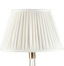 Load image into Gallery viewer, Fermoie 16" Round Lampshade