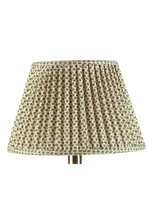 Load image into Gallery viewer, Fermoie 18" Round Lampshade